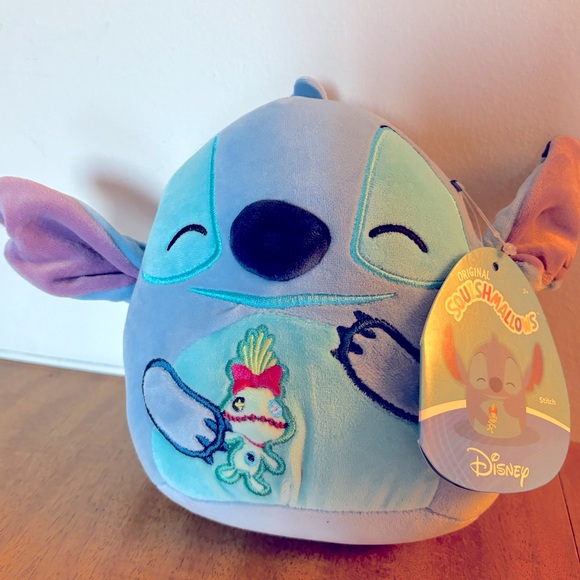 Squishmallows Disney Stitch with Scrump - Picture 2 of 3
